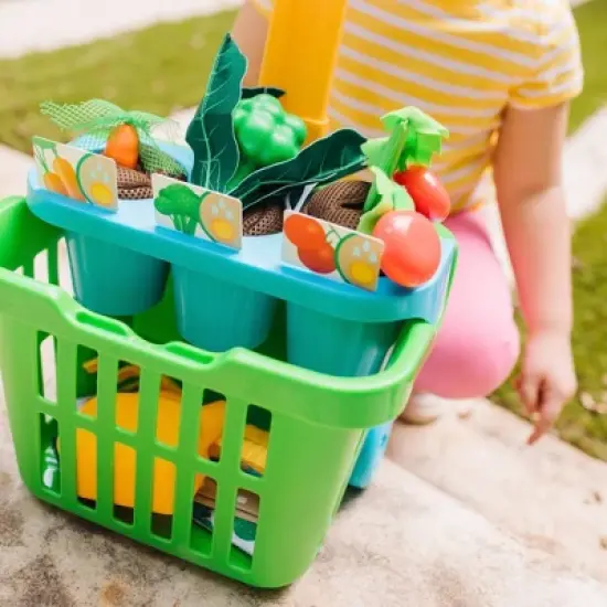 Melissa & Doug Let's Explore Deluxe Gardening Set image {7}