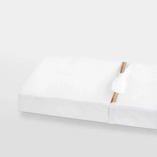 Graco Premium 4-Sided Contour Changing Pad image {5}