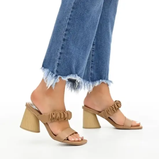 Journee Collection Womens Fayth Tru Comfort Foam Open Square Toe Block Heel Sandals image {8}