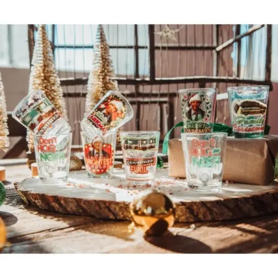 National Lampoons Christmas Vacation 4 Piece Mini Glass Set image {7}