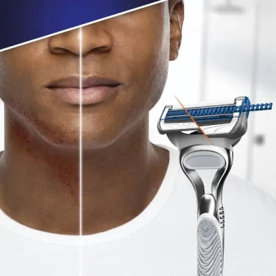 Gillette SkinGuard Men's Razor + 2 Razor Blade Refills image {5}