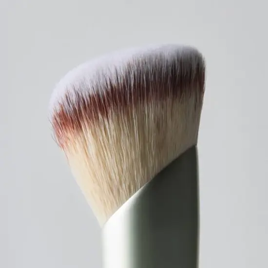 Versed Face Diffuser Multi-Tasking Brush image {3}