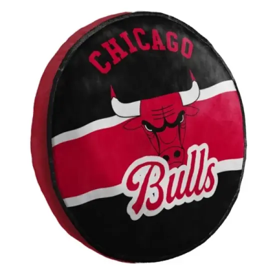 NBA Chicago Bulls 15'' Varsity Cloud Pillow image {1}