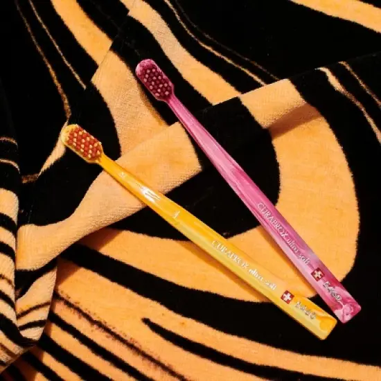 Sula x Curaprox gift set, Bath towel & CS 5460 Ultra Soft Marble Edition, 2 pcs image {7}