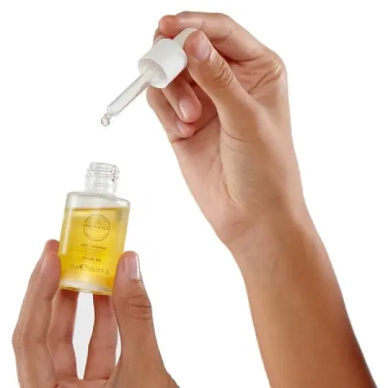 Botanics Organic Facial Oil - .84 fl oz image {1}