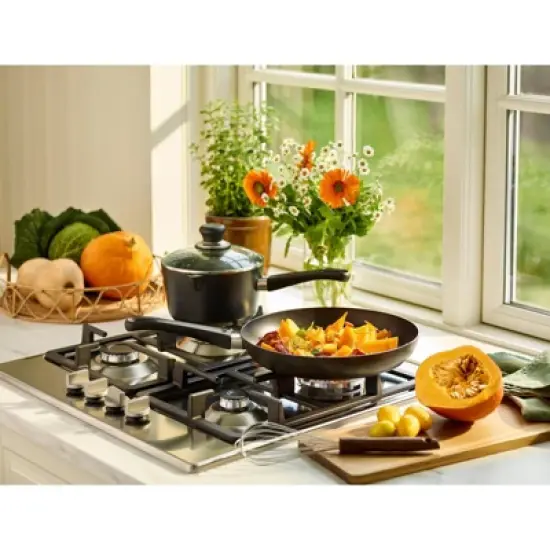 Scanpan Classic 1 Quart Saucepan with Lid image {3}