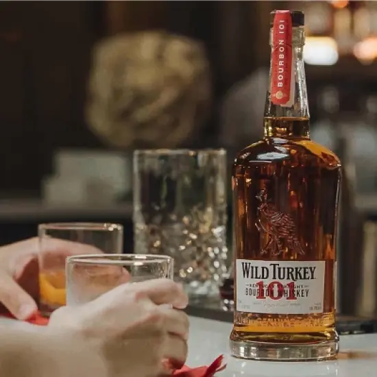 Wild Turkey 101 Proof Bourbon Whiskey - 750ml Bottle image {4}