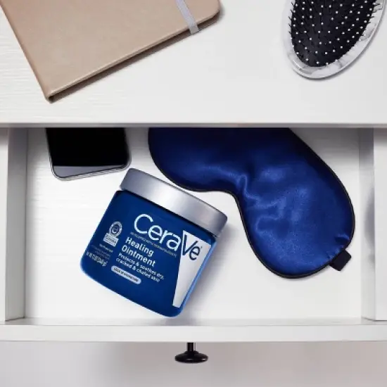 CeraVe Healing Ointment, Moisturizing Petrolatum Skin Protectant for Dry Skin Unscented - 3oz image {4}