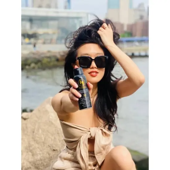 Black Girl Sunscreen Make It Glow Sunscreen Spray - SPF 30 - 3oz image {5}