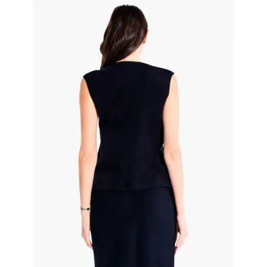 NIC + ZOE Cascade Top image {2}