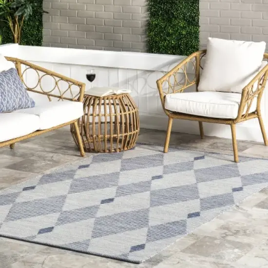 nuLOOM Catja Geometric Indoor/Outdoor Patio Area Rug image {1}