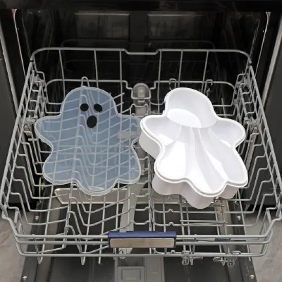 Cook With Color Figural Ghost Halloween Snackle Box Food Storage Container image {3}