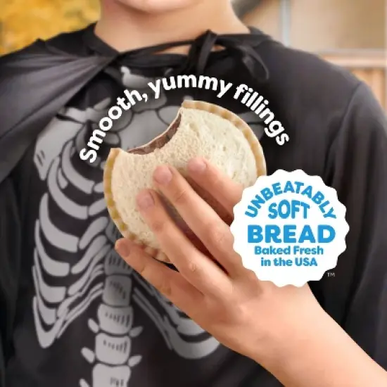 Smucker's Uncrustables Frozen Chocolate Flavored Hazelnut Spread Sandwich image {3}