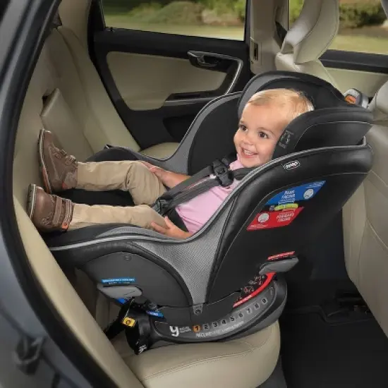 Chicco NextFit Max Zip Air Convertible Car Seat - Vero image {1}