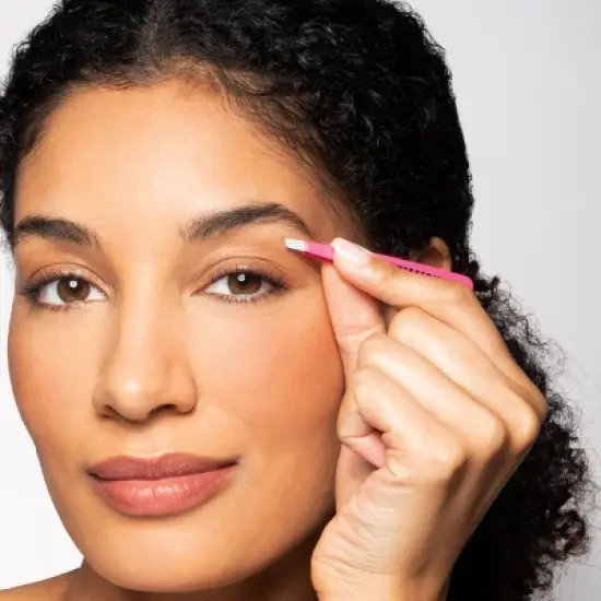 Tweezerman Mini Slant Tweezer image {3}