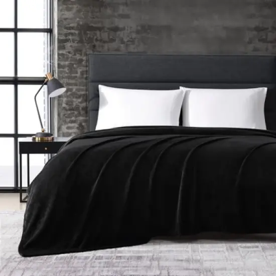 Kenneth Cole Reaction Plush Fleece Blanket (Solid-Black)-Twin image {6}