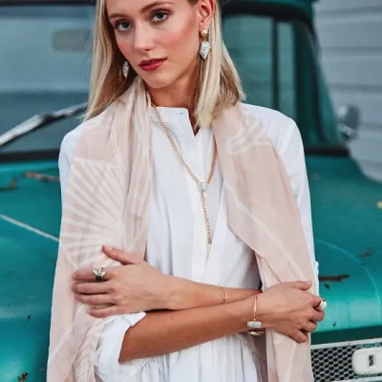 Sanctuary Project by sanctuaire Semi Precious White Howlite Chain Link Y Statement Necklace Gold image {2}