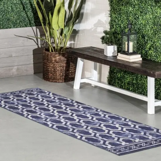 nuLOOM Fae Geometric Machine Washable Indoor/Outdoor Area Rug image {1}