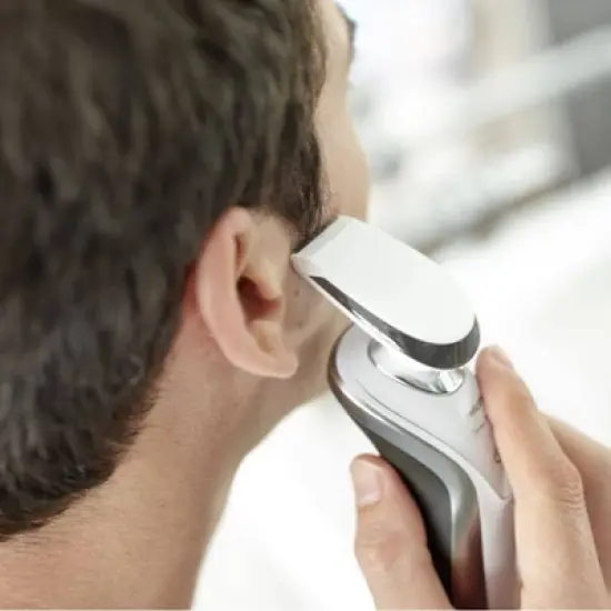 Philips Norelco 7500 for Sensitive Skin Wet & Dry Men's Rechargeable Electric Shaver - S7371/84 image {6}