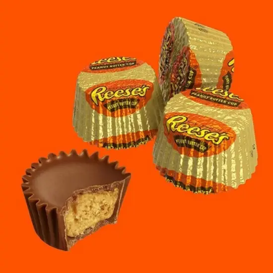 Reese's Peanut Butter Cup Miniatures - 32oz image {3}