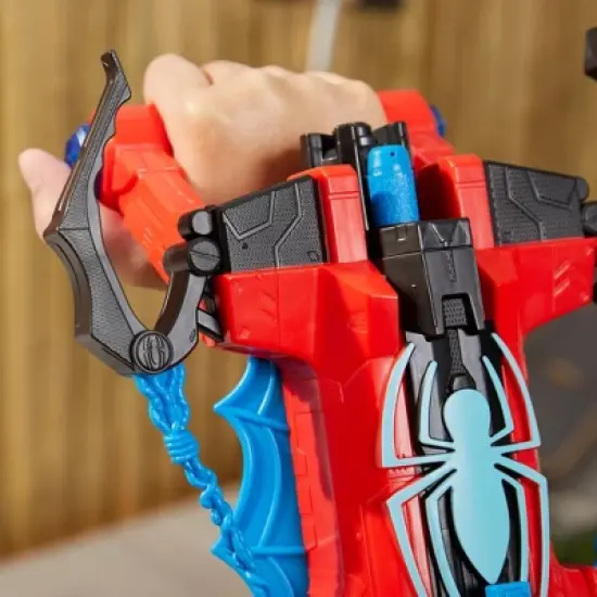 Marvel Spider-Man NERF Strike 'N Splash Toy Blaster image {5}