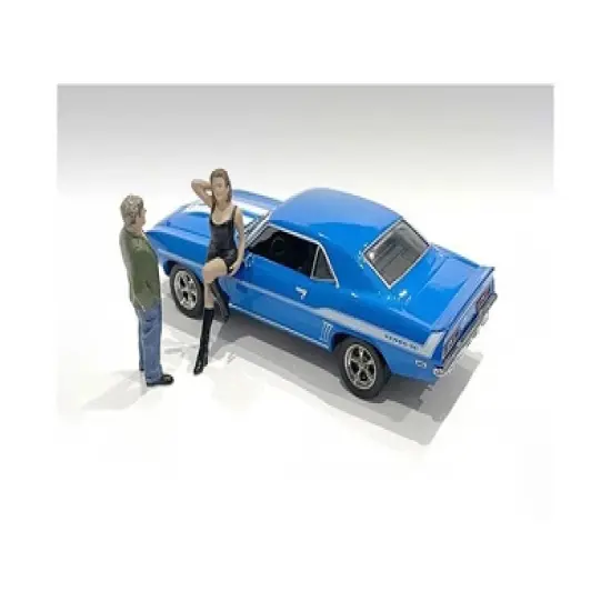 70s Style Two Figurines Set I for 1/43 Scale Models by American Diorama image {2}