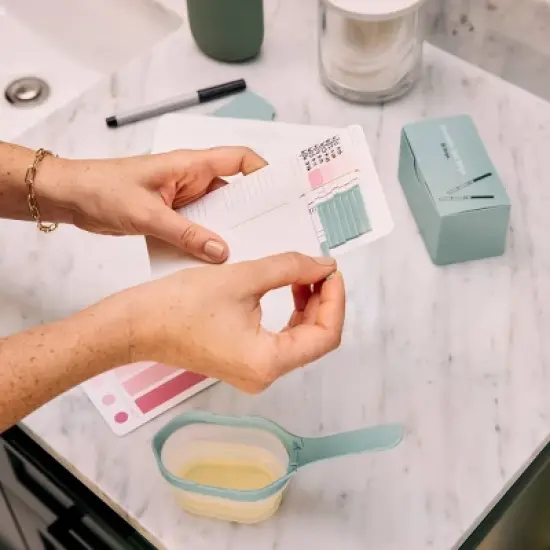 Frida Fertility Ovulation + Pregnancy Test and Track Set image {6}