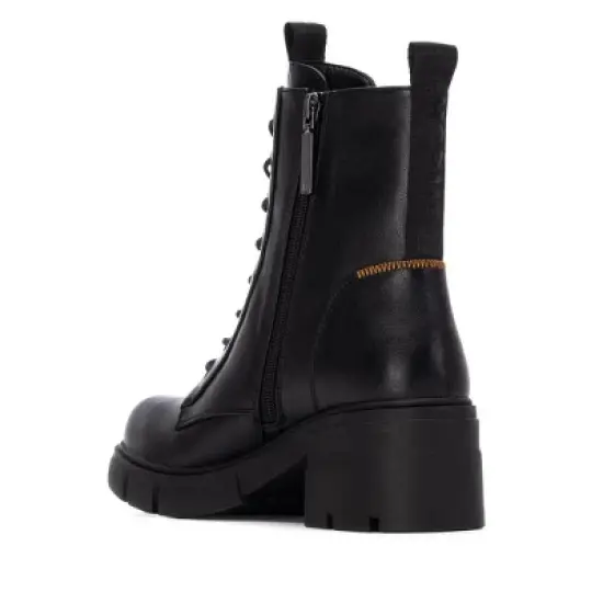 Refresh Shoes Women's Block Heel Combat Booties Refresh Collection 172906 image {2}