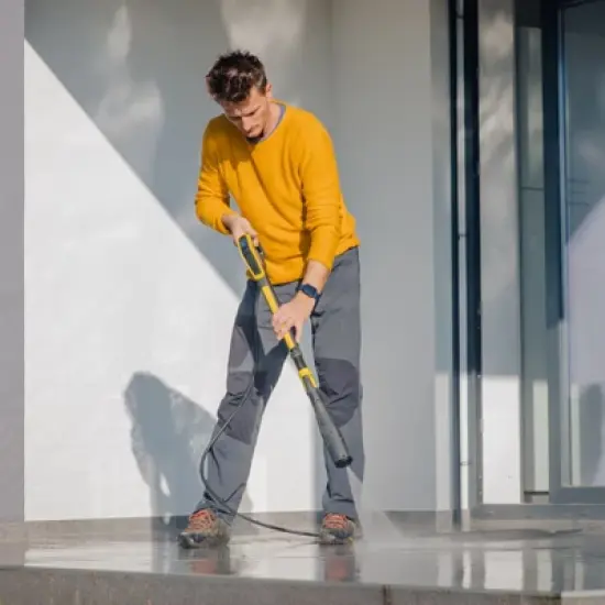 VEVOR Pressure Washer Hose, 50 FT, 1/4" Kink Free M22-14mm Brass Thread Replacement For Most Brand Pressure Washers, 3/4'' Bending Radius, Black image {1}