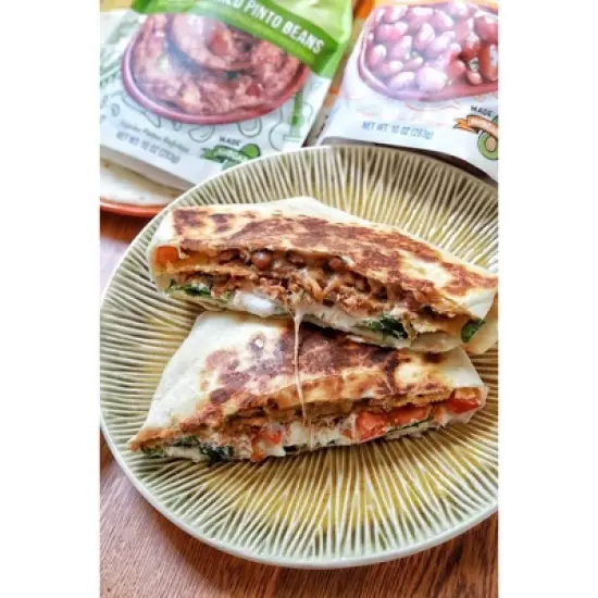 A Dozen Cousins Classic Refried Pinto Beans - 10oz image {2}