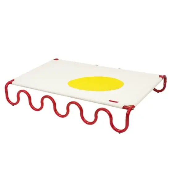 ZEZE Wavy Army Elevated Dog Bed image {1}
