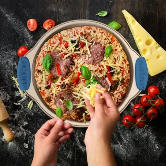 NutriChef 8-Piece Nonstick Bakeware Set with Blue Silicone Handles - Gold Coating image {6}