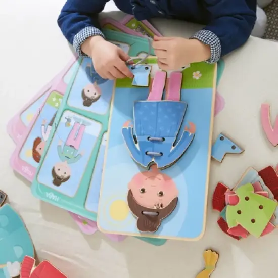 HABA Dress Me Threading Game image {5}