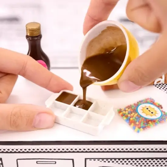 MGA's Miniverse Make It Mini from Scratch Series 1 image {3}