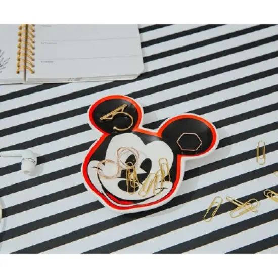 Silver Buffalo Disney Mickey Mouse Sculpted Ceramic Spoon Rest image {7}