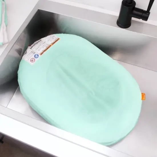 Boon Puff Inflatable Baby Bather with Quick Dry Microfleece Cover for Newborns and Infants image {4}