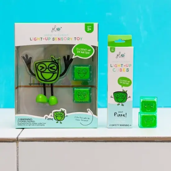 Glo Pals Character Pippa & 6 Green Light Up Water Cubes image {3}
