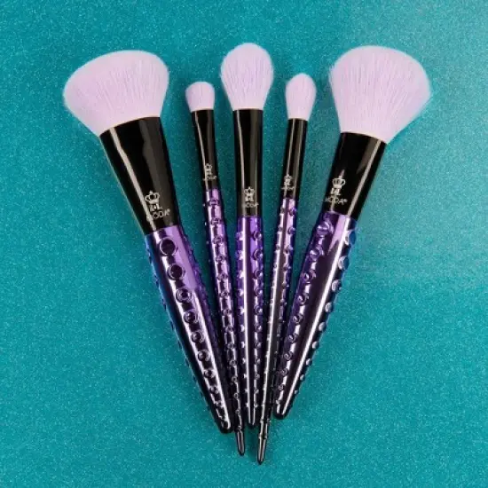 MODA Brush Mythical Sea Witch 6pc Travel Sized Makeup Brush Flip Kit, Includes Powder, Complexion, Eye Brushes, and Flip Case image {2}
