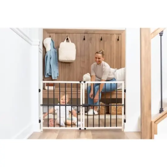 Regalo Metal and Wood Adjustable Gate - Beige image {1}