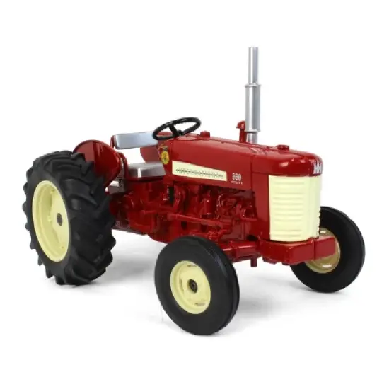 1/16 FFA Series International Harvester 330 Utility Tractor 44222 image {1}