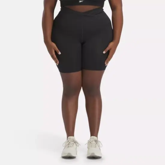Workout Ready Basic Bike Shorts (Plus Size) image {5}
