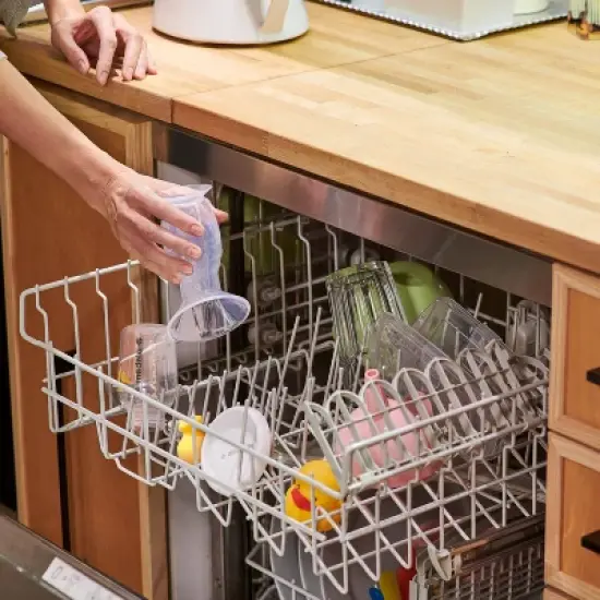 Medela Silicone Breast Milk Collector image {6}