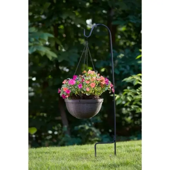 12" Wicker Hanging Basket in Dark Coffee - Southern Patio image {2}