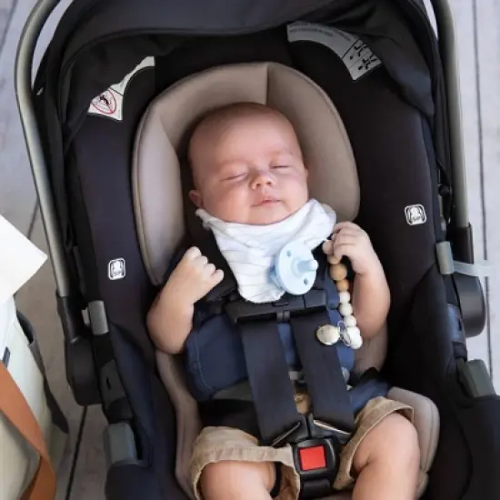 Ulubulu Silicone Teether & Pacifier Clip image {3}