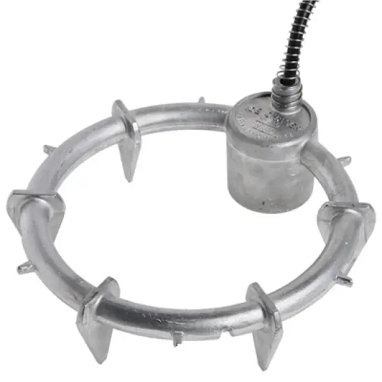 Farm Innovators Ice Chaser Cast Aluminum Submergible Tank De-Icer w/Heavy Duty and Anti Chew Cord Protector Patio, Lawn, and Garden, 3 Pack, Silver image {1}