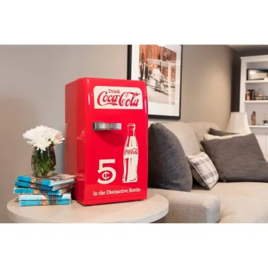 Coca-Cola 18 Can Retro Mini Fridge 12V DC 110V AC Cooler 5.4L image {3}