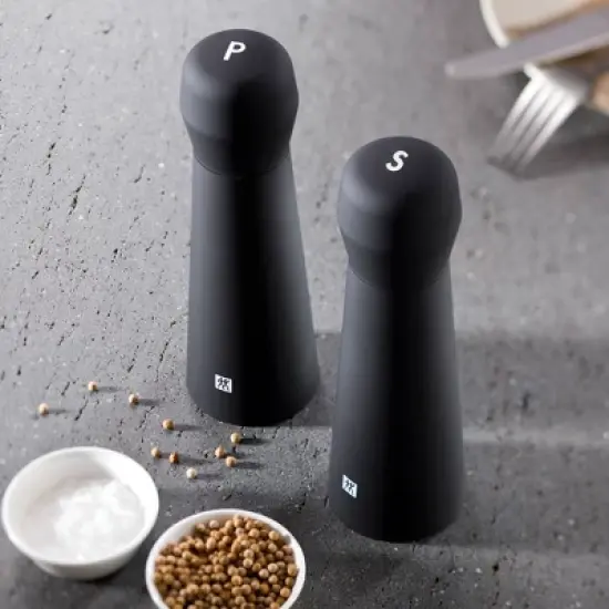 ZWILLING Spices Salt Grinder, Black image {1}