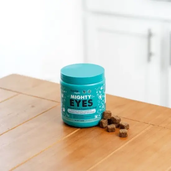 Mighty Paw Waggables Mighty Eyes | Dog Tear Stain & Vision Support Chews, 120 Ct image {1}