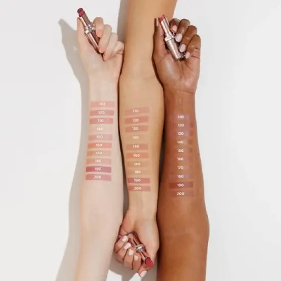 L'Oreal Paris Glow Paradise Balm-in-Lipstick with Pomegranate Extract - 0.1oz image {5}