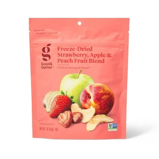 Apple, Strawberry, & Peach Freeze Dried Fruit Blend - 1oz - Good & Gather&trade; image {3}
